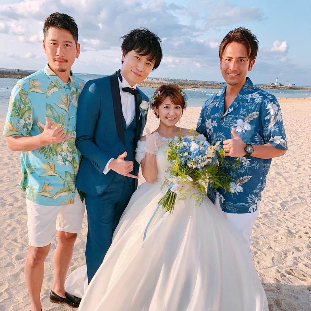 のインスタグラム：「梅ちゃん、やぐっちゃん改めて結婚おめでとう🎊 本当に大好きな２人です✨ 良い時も悪い時も、たくさんの事があったと思うけど、それも全てこの日のために、そしてこれからのために繋いで繋いできた日々だったと思います❗️ これから生まれてくるベイビーと、笑いがたくさんある最高の家庭を築いてください✨ ・ ・ #happy #wedding #congratulations」