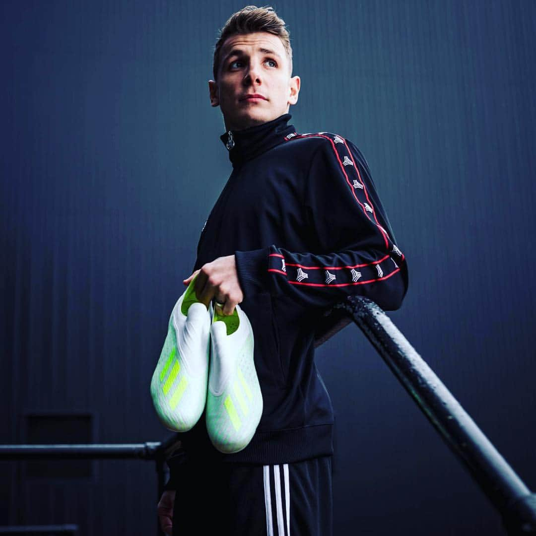 リュカ・ディニュさんのインスタグラム写真 - (リュカ・ディニュInstagram)「X18 @adidasfootball #daretocreate #createwithadidas」4月3日 15時31分 - lucasdigne