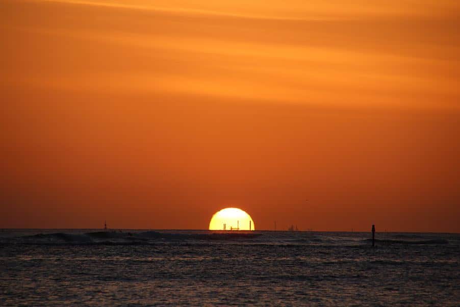 坂元美香さんのインスタグラム写真 - (坂元美香Instagram)「sunset today! 2019/04/02 . 今回は全日サンセットを見れた🌞なんて幸せなんだ！✨しかも今日は日の出から日没まで見送ることが出来て大満足！ . #sunsetphotobymikasakamoto #sunset #hawaii #sunsetlovers #sunsethunter #ハワイ #夕陽 #夕日 #イマソラ #best_moments_sunset」4月3日 15時39分 - mika_saka