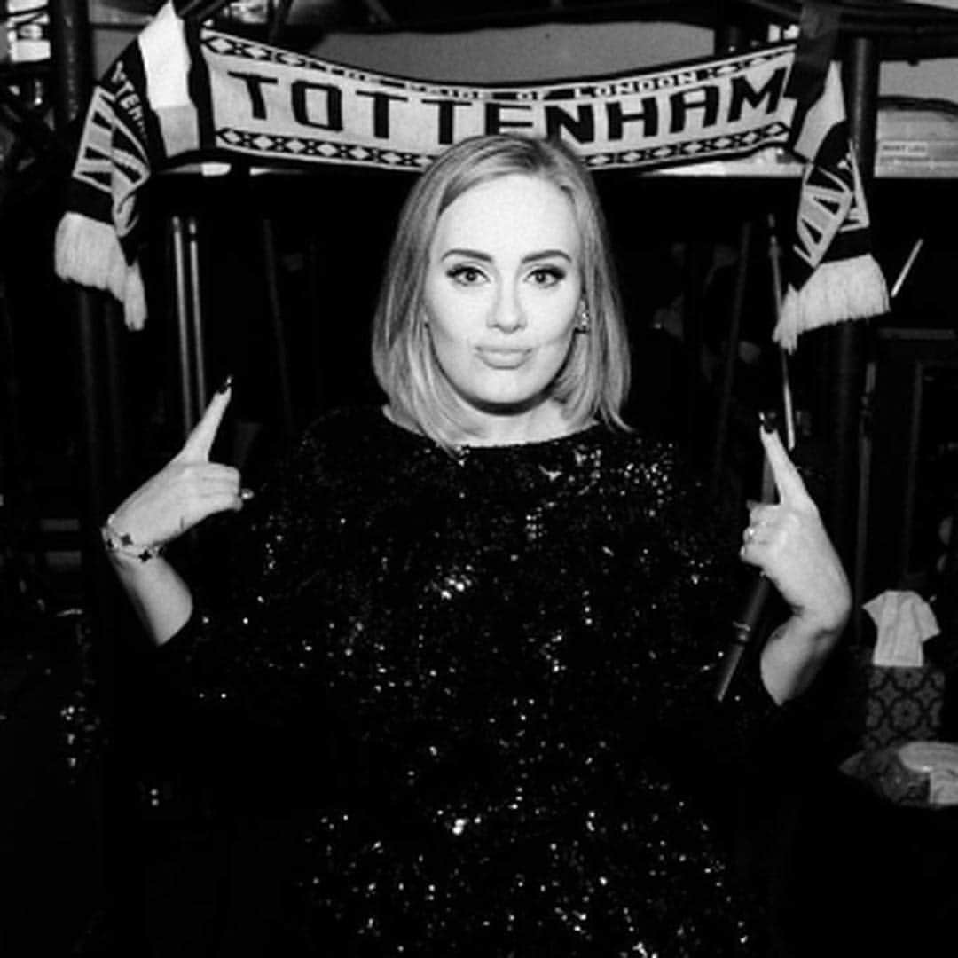 アデルさんのインスタグラム写真 - (アデルInstagram)「#COYS ❤️」4月3日 15時51分 - adele