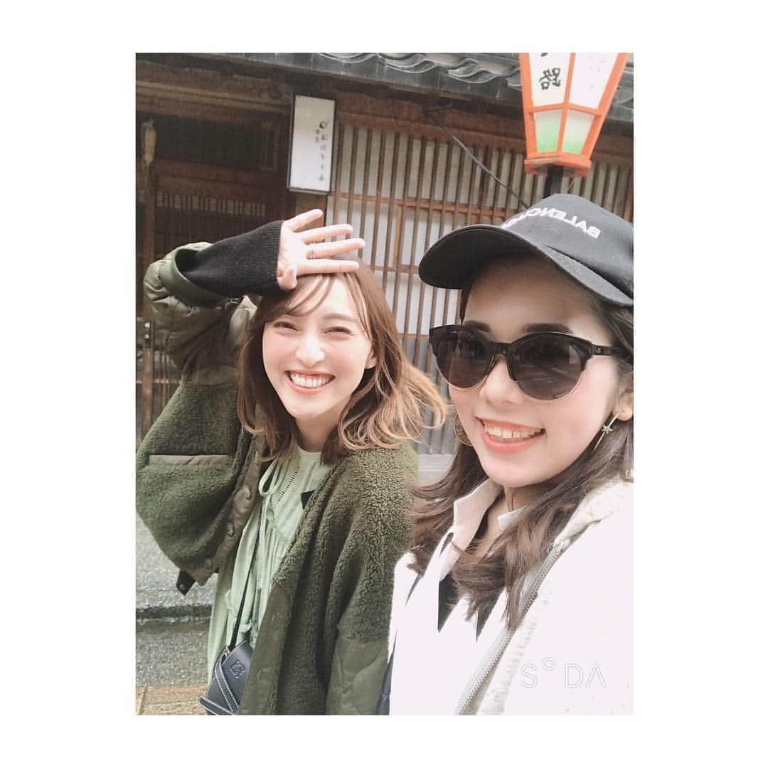 田代裕美恵さんのインスタグラム写真 - (田代裕美恵Instagram)「久々すぎる旅行は たーのしかった🥰 . . . #ひがし茶屋街 #kanazawa . #とちとたび . . ここから3日連続で会ったよねw たまにそーゆー事起こるよねw . #人情味のあるクズコンビ」4月3日 15時54分 - yumie_