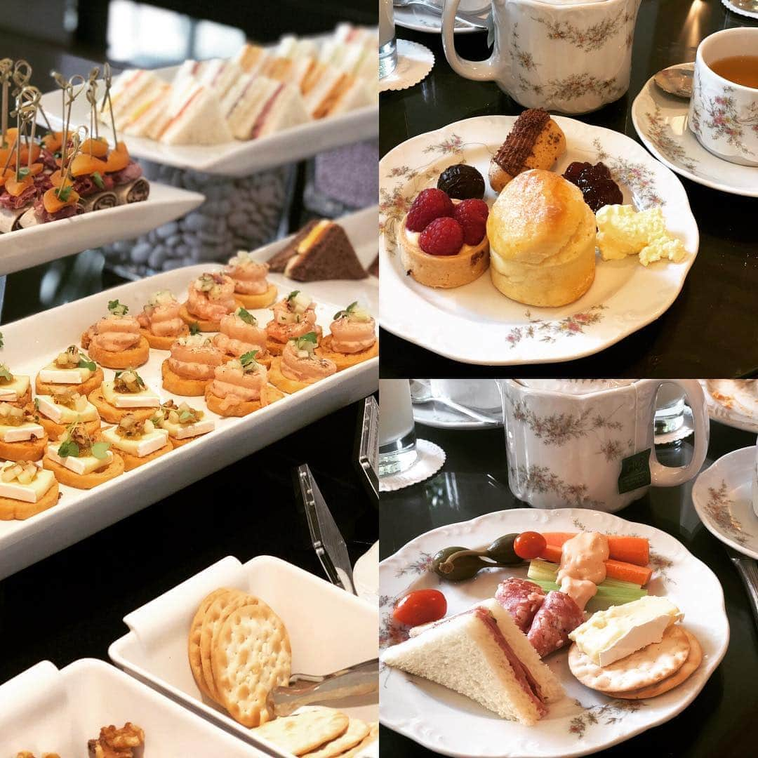 内田恭子さんのインスタグラム写真 - (内田恭子Instagram)「Still eating... また食べてる笑  #hightea #goodwoodparkhotelsg #アフタヌーンティータイム #食べ過ぎだよね #kyokouchida #内田恭子」4月3日 16時03分 - kyoko.uchida.official