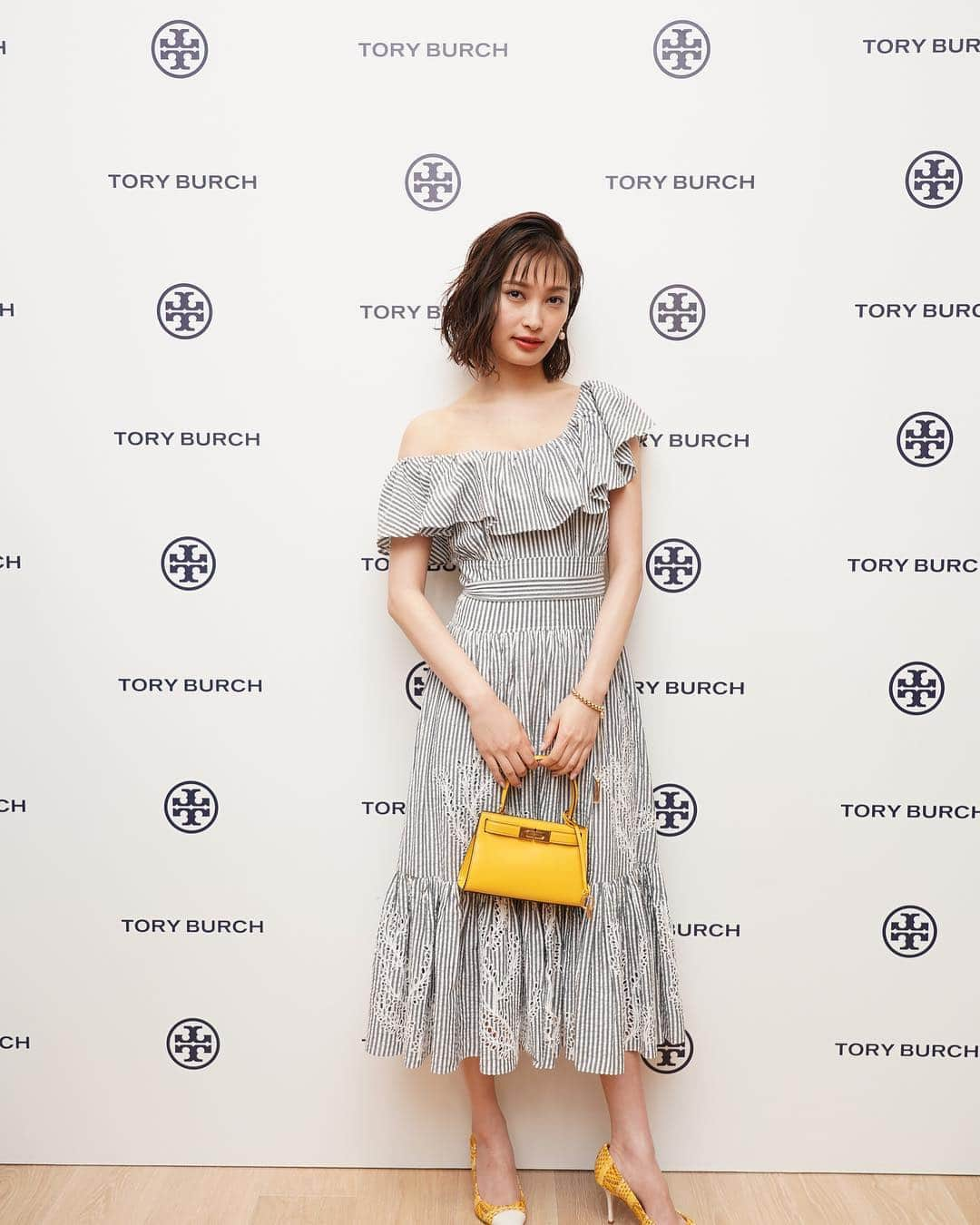 大政絢さんのインスタグラム写真 - (大政絢Instagram)「Tory Burch  銀座店のオープニングイベントに行ってきました✨ @toryburch  も本当に素敵な方だった〜！ この日は全身 #toryburchjapan」4月3日 16時33分 - aya_omasa_official