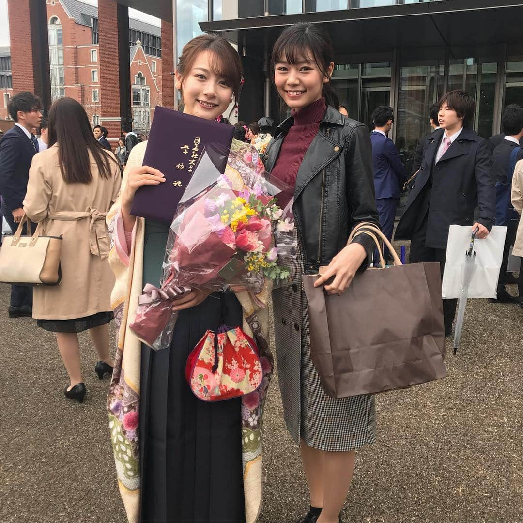 杉浦みずきさんのインスタグラム写真 - (杉浦みずきInstagram)「. 散々卒業式の日の投稿してきましたがこれでラスト笑 美しい姉上たちをの袴姿をお納めします🤲」4月3日 16時31分 - mizuki_sugiura