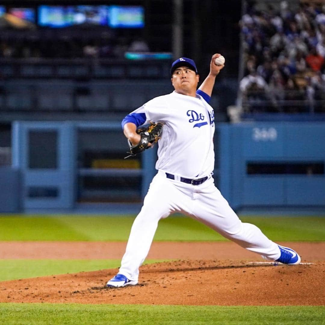 柳賢振さんのインスタグラム写真 - (柳賢振Instagram)「Great night~~#dodgers」4月3日 16時39分 - hyunjinryu325