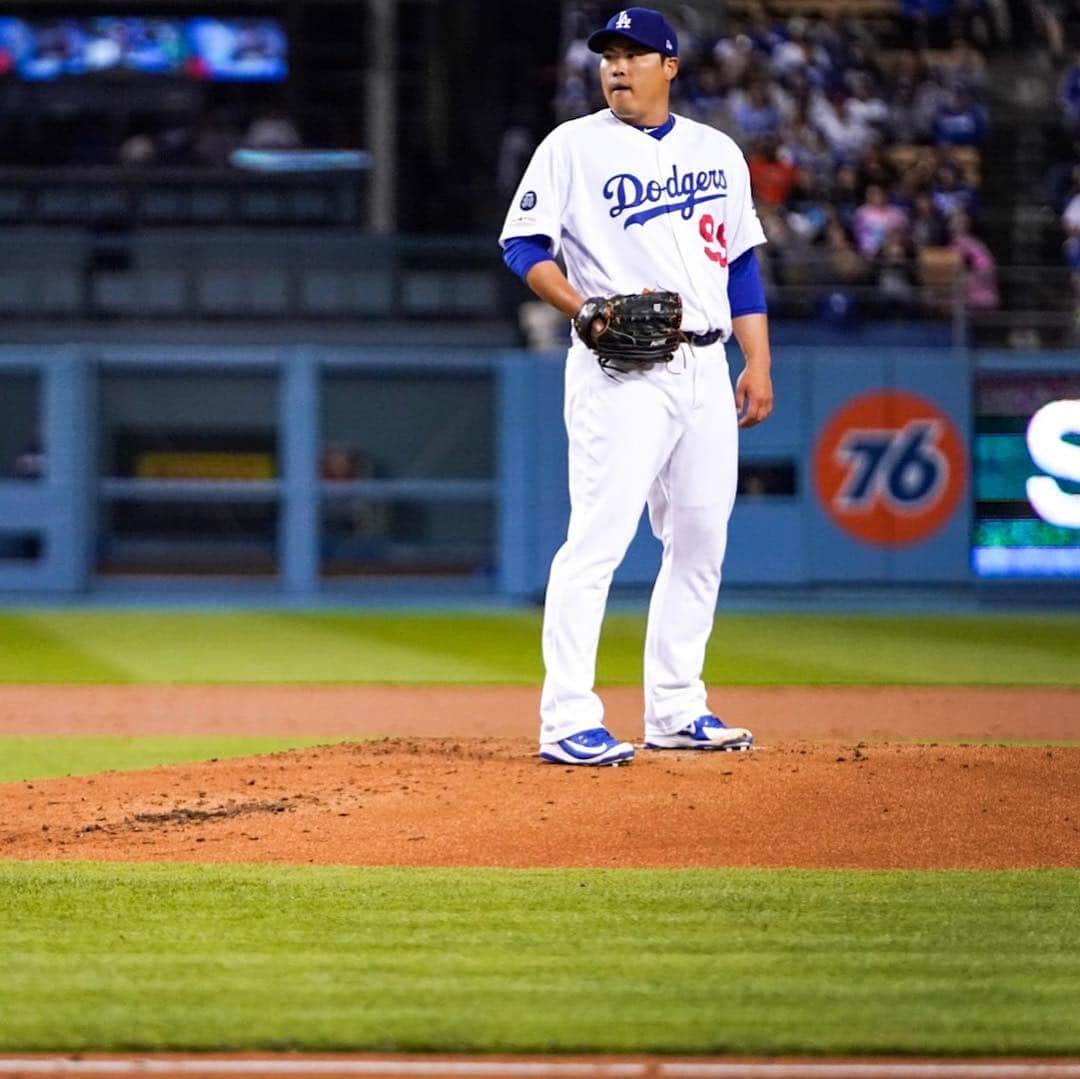 柳賢振のインスタグラム：「Great night~~#dodgers」