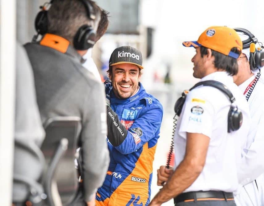 フェルナンド・アロンソさんのインスタグラム写真 - (フェルナンド・アロンソInstagram)「Day 2 of testing ✊️」4月3日 16時46分 - fernandoalo_oficial