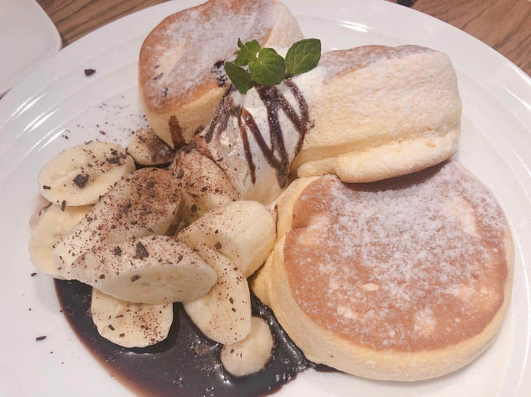 内木志さんのインスタグラム写真 - (内木志Instagram)「パンケーキ食べたい🥞 #パンケーキ #飯テロ」4月3日 17時38分 - cocoro_naiki