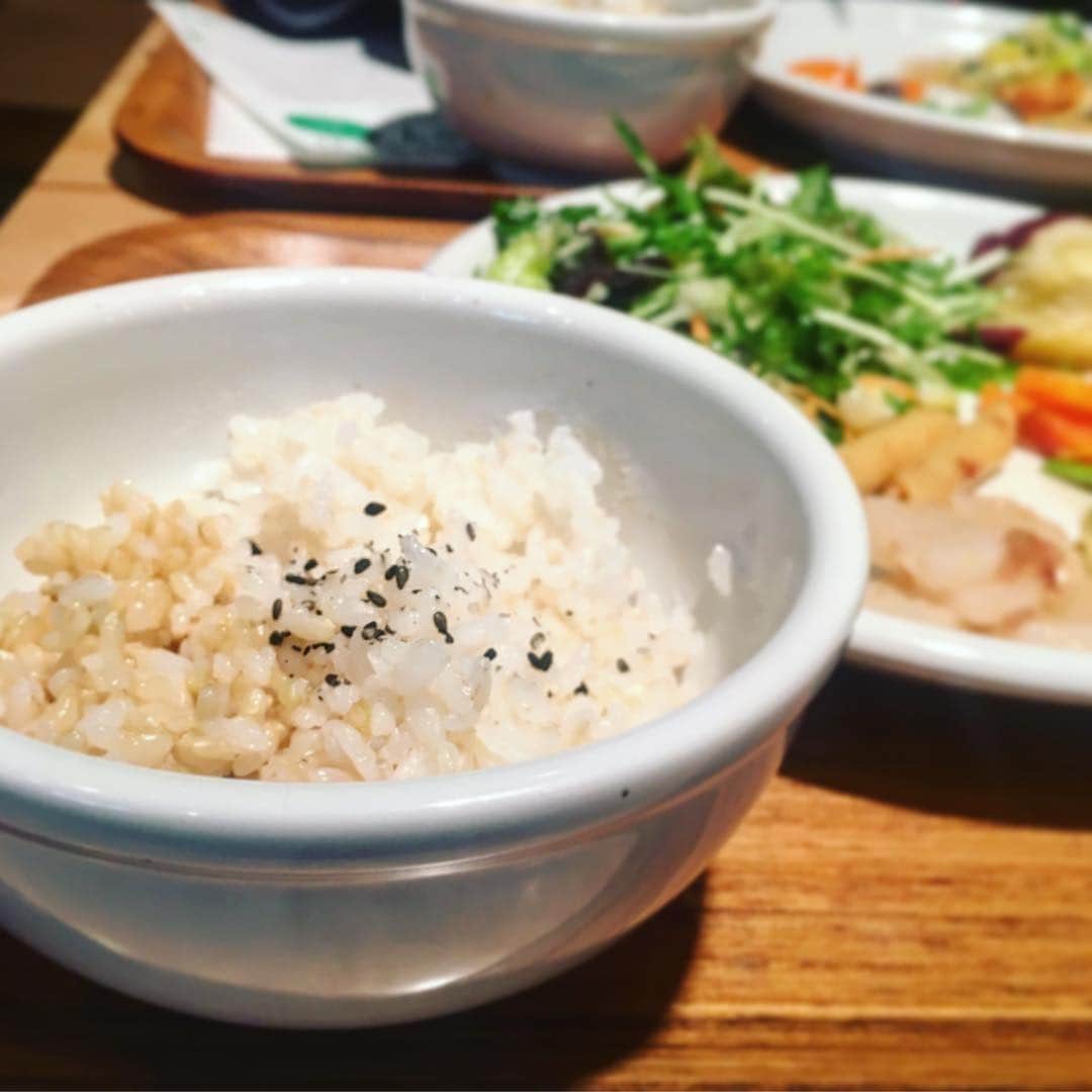 フレシャス公式(FRECIOUS) のグルメインスタ