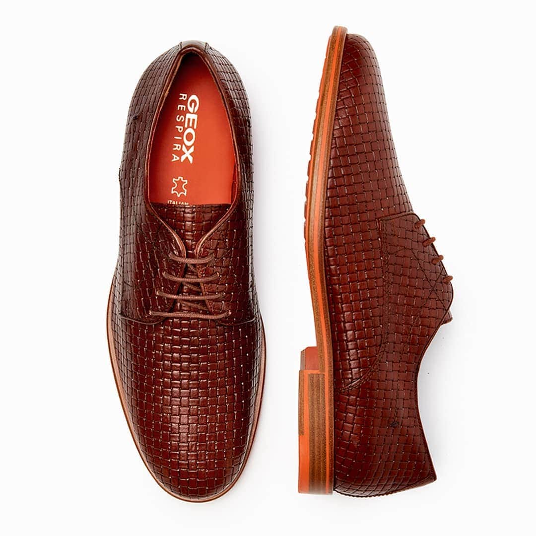 のインスタグラム：「A wonderful collection made for both your everyday look yet the more formal occasions. Discover our Geox BAYLE on geox.com.」