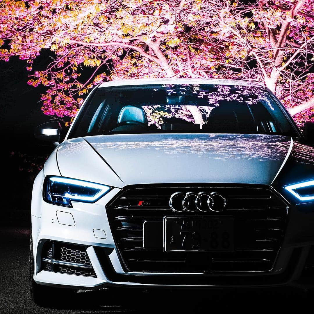 Audi Japan Sales / アウディジャパン販売さんのインスタグラム写真 - (Audi Japan Sales / アウディジャパン販売Instagram)「桜の香りに誘われて。ハイレベルな乗り心地を実現した#AudiS3 で、風情溢れる夜のひとときを。 ・ 現在#AJS では「Audi & Segway 1 Day Drive」を実施中。ご応募は5/6(月)まで。 @audi.japan.sales -- #Audi #S3 #Sportback #MyAudi #Audistyle #car #アウディ #桜 #夜桜 #河津桜 #車 #愛車 #外車 #ドイツ車 #車好き #車好きな人と繋がりたい #アウディ女子 #車好き男子」4月3日 18時00分 - audi.japan.sales