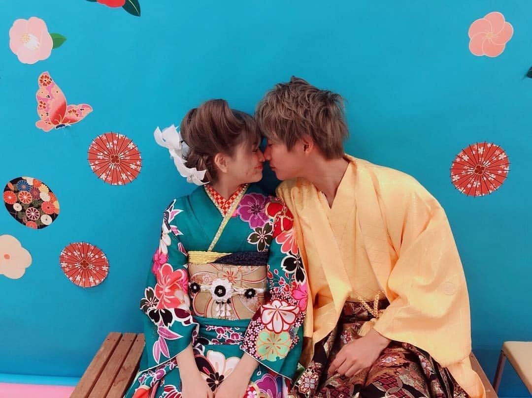 徳本夏恵（なちょす）さんのインスタグラム写真 - (徳本夏恵（なちょす）Instagram)「﻿ ﻿ ﻿ 私たちも付き合って２年がたちました。﻿ ２年記念日。２年記念日かぁ、、﻿ となりにたいと。そんなあたり前の当たり前がとてつもなく幸せなんだなぁって。﻿ ただただだいすきなんです。﻿ ﻿いつも沢山沢山ありがとう。 ﻿ ﻿ #2year﻿#anniversary#記念日#2年記念日#couple #love#カップルフォト #カップル#japan ﻿ ﻿ ﻿」4月3日 23時29分 - nachos_kimono