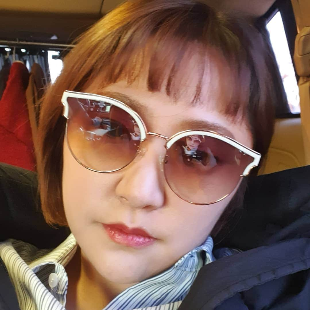 キム・ヒョンスクさんのインスタグラム写真 - (キム・ヒョンスクInstagram)「#v:sun 썬글라스의 계절이 다가오는군아~~」4月3日 18時18分 - terrorgirl12