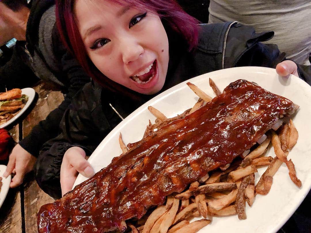 のインスタグラム：「試合後の打ち上げ🥓🥩🍗🍖 スペアリブ美味しかった➰😋🍴」