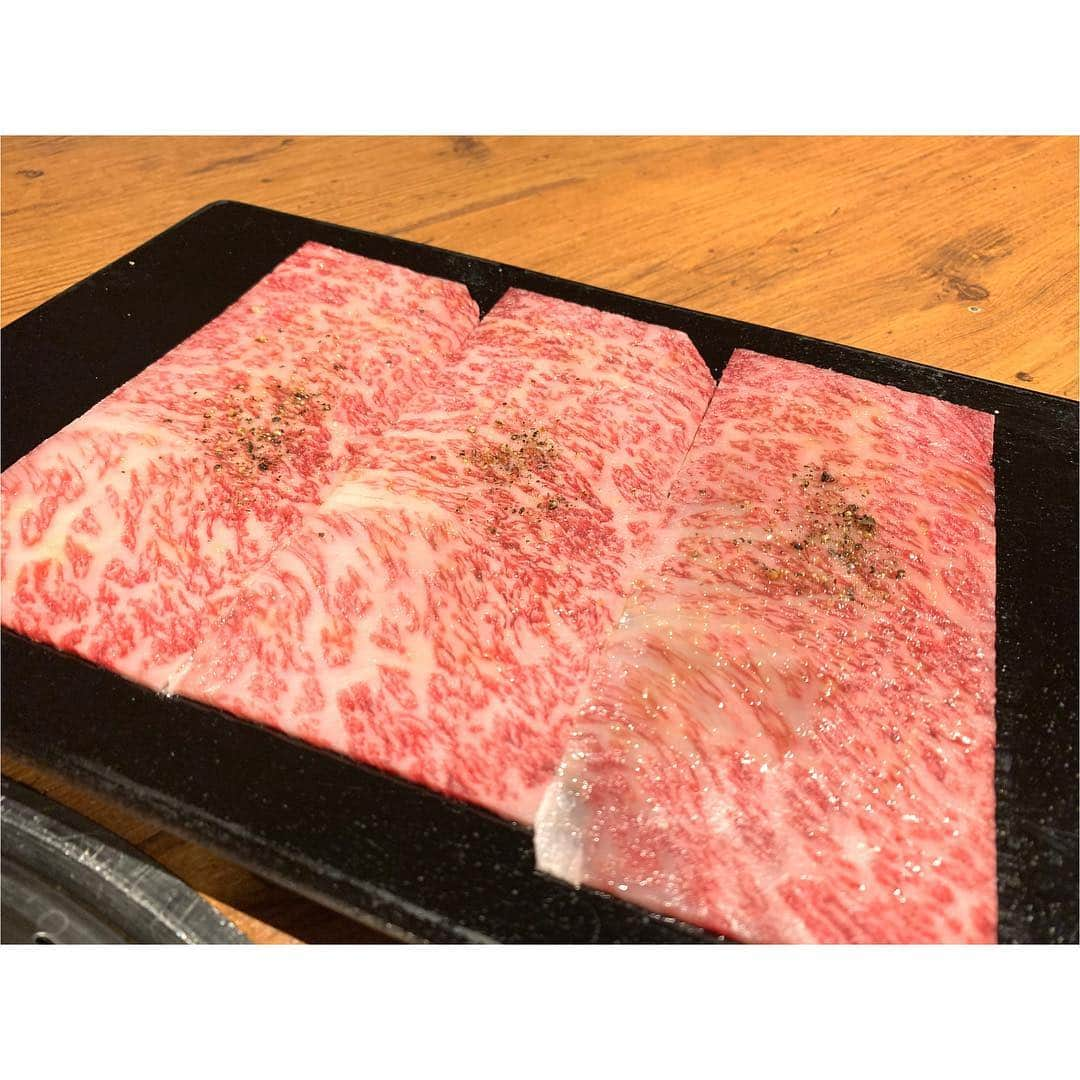 浅倉カンナさんのインスタグラム写真 - (浅倉カンナInstagram)「お肉の美味しさに感動🥺 そしてサプライズにさらに感動🥺✨ こんな素敵なサプライズ初めてで嬉しすぎました😭✨ ありがとうございました！ また絶対行きたい🤤 @ushimitsu_ebisuhonten  #うしみつ #うしみつ恵比寿」4月3日 18時46分 - a_kanna_