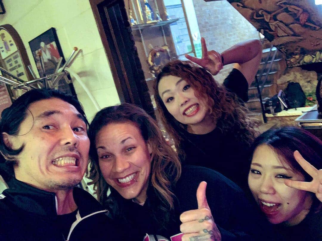 のインスタグラム：「I love your tag!  Let's fight high level again next time🔥  #令和アルテマパワーズ  #SHIMMER @shimmerwomen  @thunderrosa22 @holideadandi  @jessicatroypro @charlievanspro  @hiroyo.destroy.matsumoto @dashchisako」