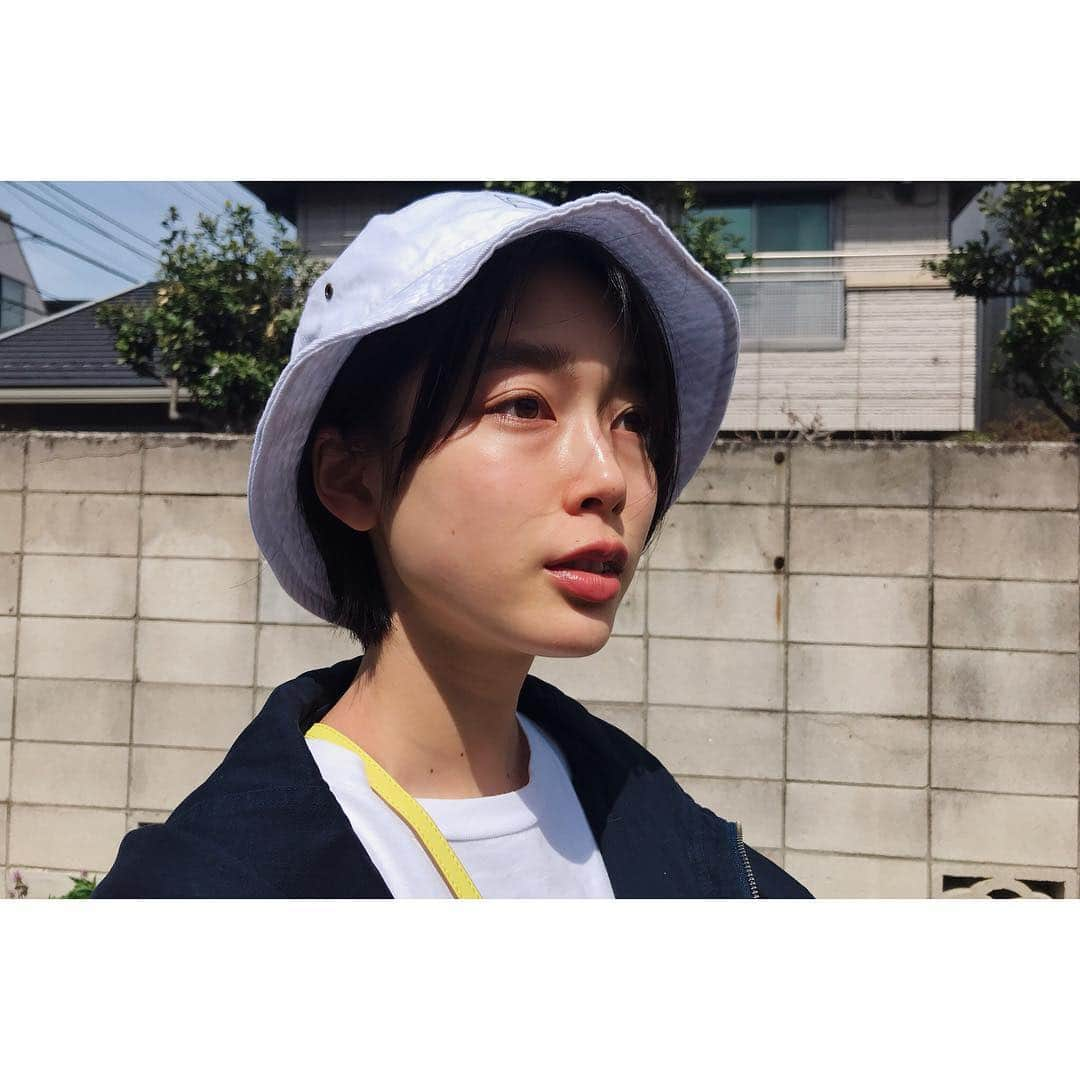 吉倉あおいさんのインスタグラム写真 - (吉倉あおいInstagram)「🌞 hats @mackydesu #まゆげの少年スタイル」4月3日 19時20分 - aoi_yoshikura