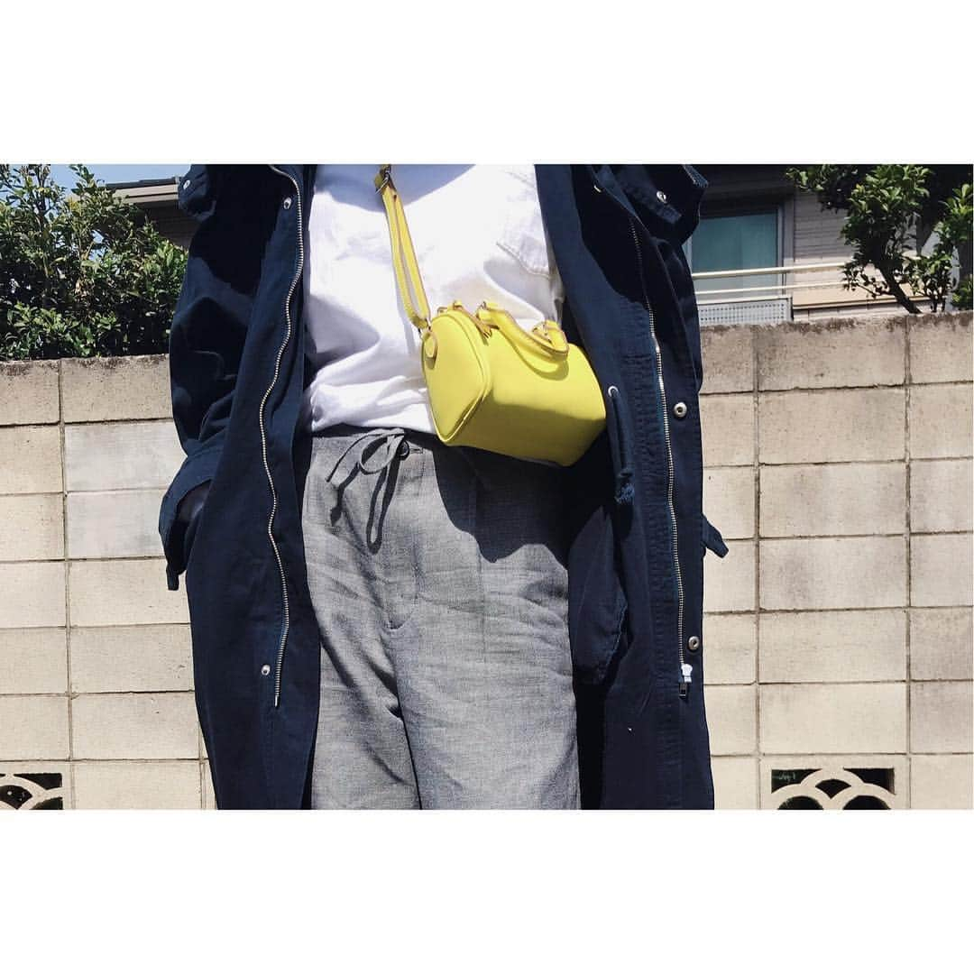 吉倉あおいさんのインスタグラム写真 - (吉倉あおいInstagram)「🌞 t-shirt @hanes bag @levernis_official #まゆげの少年スタイル」4月3日 19時21分 - aoi_yoshikura