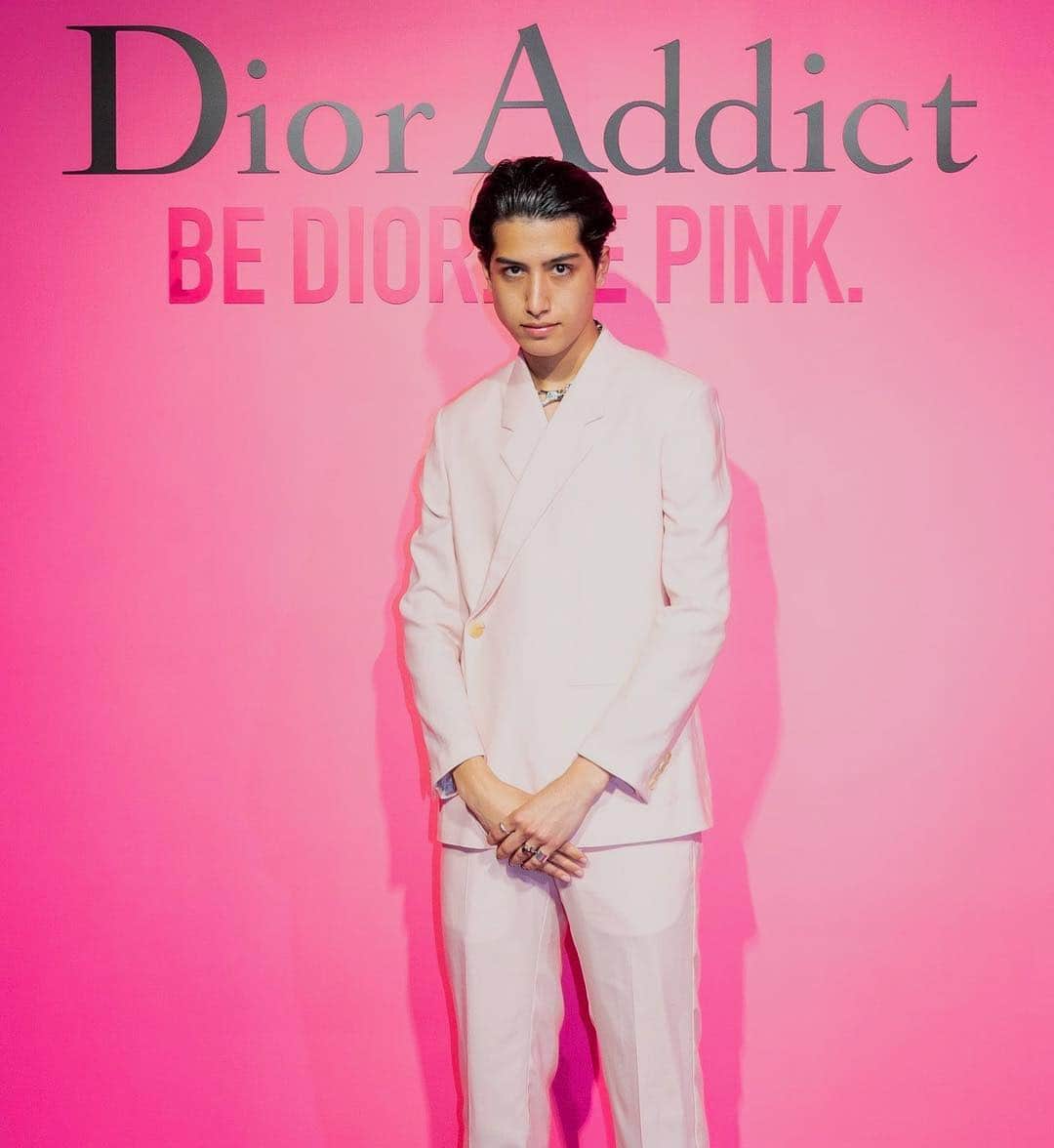 けみおさんのインスタグラム写真 - (けみおInstagram)「昨夜はピンクのスーツ着た🌸 #dioraddict #bediorbepink」4月3日 19時48分 - mmkemio