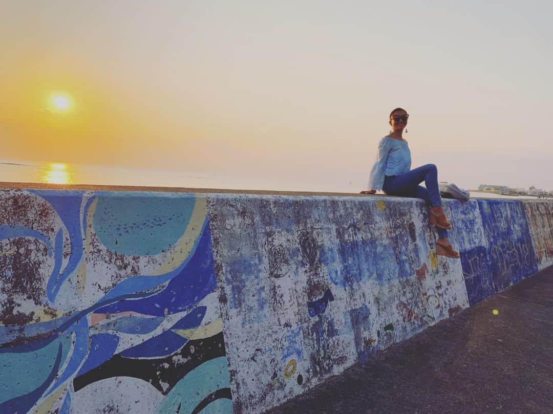 福田朋夏さんのインスタグラム写真 - (福田朋夏Instagram)「明日も皆さんにとって素晴らしい一日になりますように🙏✨ #sunset #islandlife #okinawa」4月3日 20時00分 - tomoka_fukuda