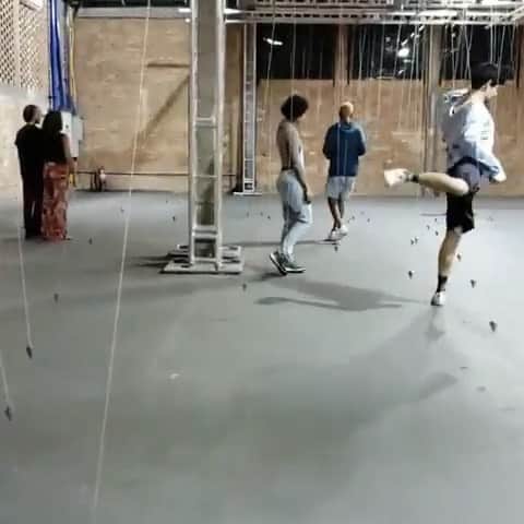 のインスタグラム：「An exhibition presenting eleven works by William Forsythe from his “Choreographic Objects” series is now on view at SESC Pompéia in São Paulo. “Objetos coreográficos” includes a new work created specifically for this presentation, “Unsustainables, São Paulo.” Find out more via the link in our bio! __________ #WilliamForsythe #Gagosian @sescsp @william_forsythe_ #Repost @_abcarvalho」