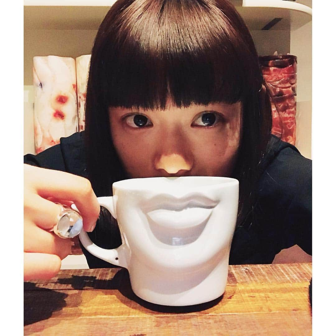 杉咲花さんのインスタグラム写真 - (杉咲花Instagram)「💋」4月3日 20時16分 - hanasugisaki