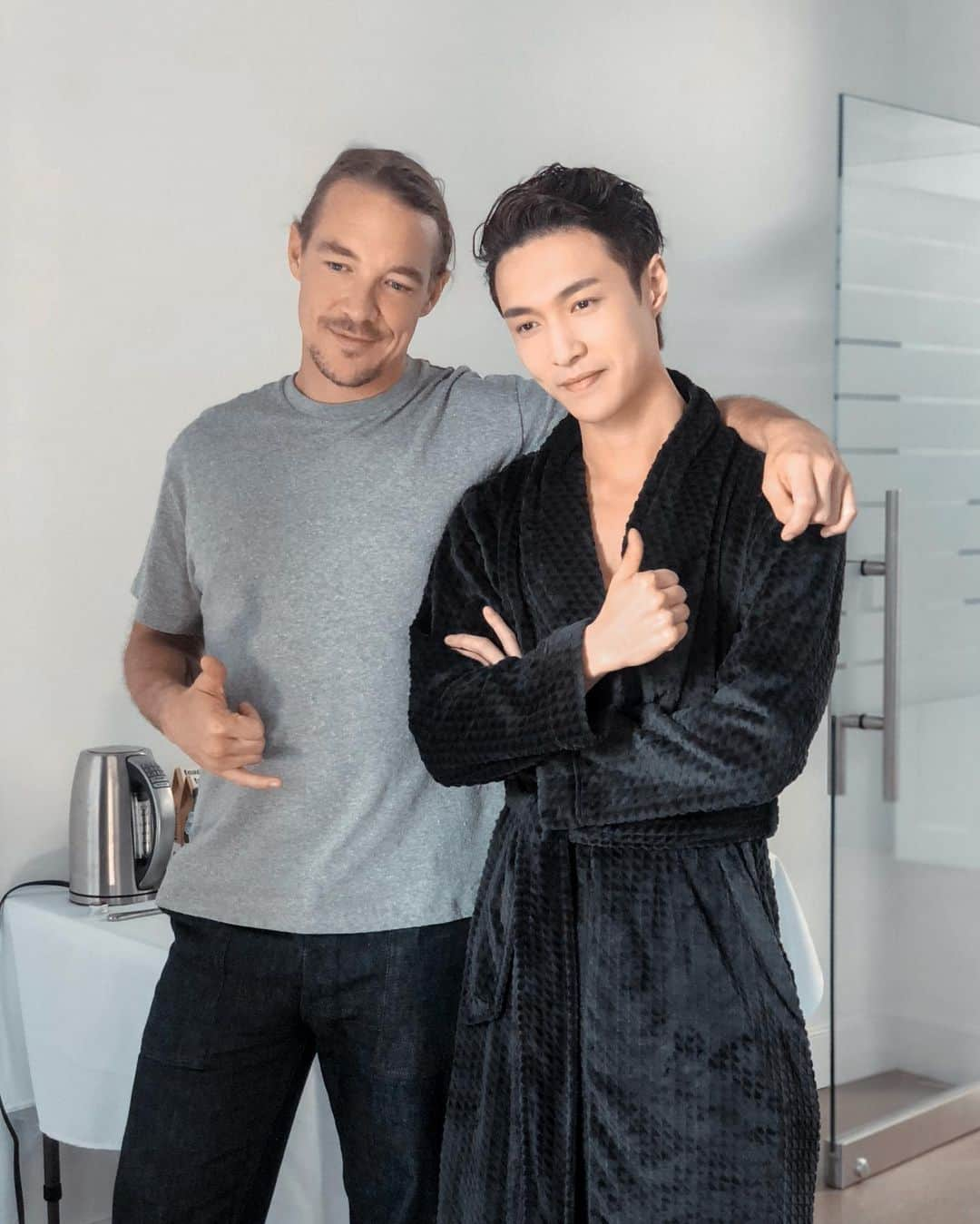 レイ さんのインスタグラム写真 - (レイ Instagram)「It was great meeting you @diplo 😀」4月3日 20時43分 - layzhang