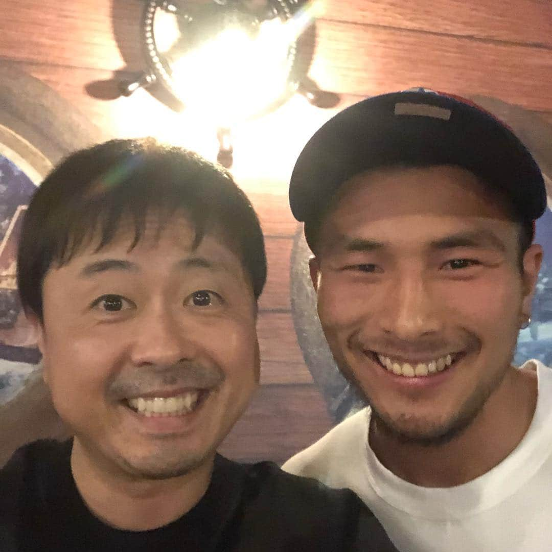 河本準一さんのインスタグラム写真 - (河本準一Instagram)「格闘家 北井智大‼️ 5.19 後楽園ホール 興味ある方は是非^_^ #笑顔 #優しい #手 #ゴツゴツ #ジーニー堤」4月3日 20時59分 - junichi_komoto0407