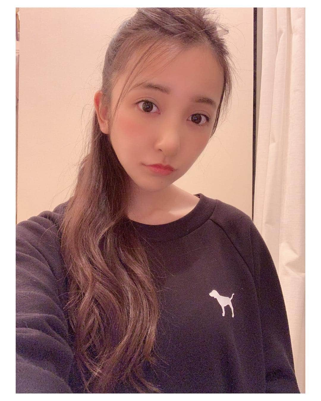 板野友美さんのインスタグラム写真 - (板野友美Instagram)「垂れ眉にしてみたよ😌🌸」4月3日 21時10分 - tomo.i_0703