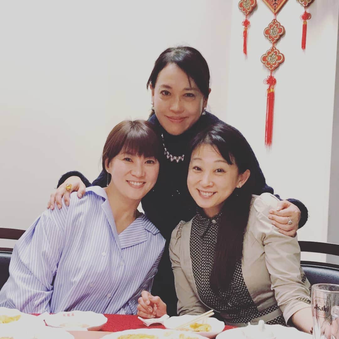 のインスタグラム：「今週スタート 『新しい大人の朝に！ ハッピー・プラス』  やっと３人が揃いました🎵  お仕事頑張ってる３人が 揃うのはなかなか大変！ ですが、番組最初の週に 揃えて良かったです✨  限られた時間でしたが 色々話せたし😊  きっと、みんなの思いが 重なってたくさんのHappyが 生まれていくんだと思います。 もちろん、皆さんのご協力が あってのことなので、 よろしくお願いします。  明日は私の担当日✨ ８時からしっかりがんばります😊  #ハピプラ #若宮テイ子 #南かおり #ラジオ大阪 #obc」