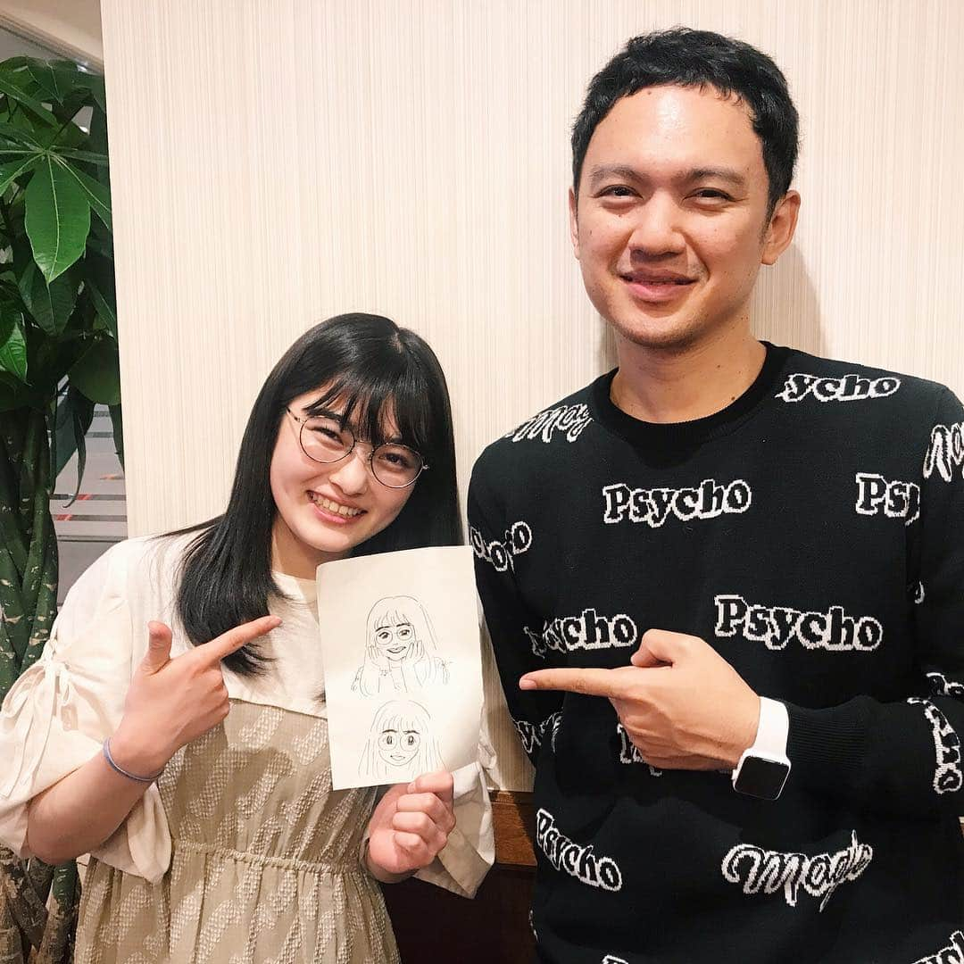 井上咲楽さんのインスタグラム写真 - (井上咲楽Instagram)「こないだ、タムさんに似顔絵描いていただきました！仏のような素敵な方でした。忘れてしまっている大切なことを教えてもらった気がしてハッとさせられました。 . #マムアン #mamuang」4月3日 21時45分 - bling2sakura