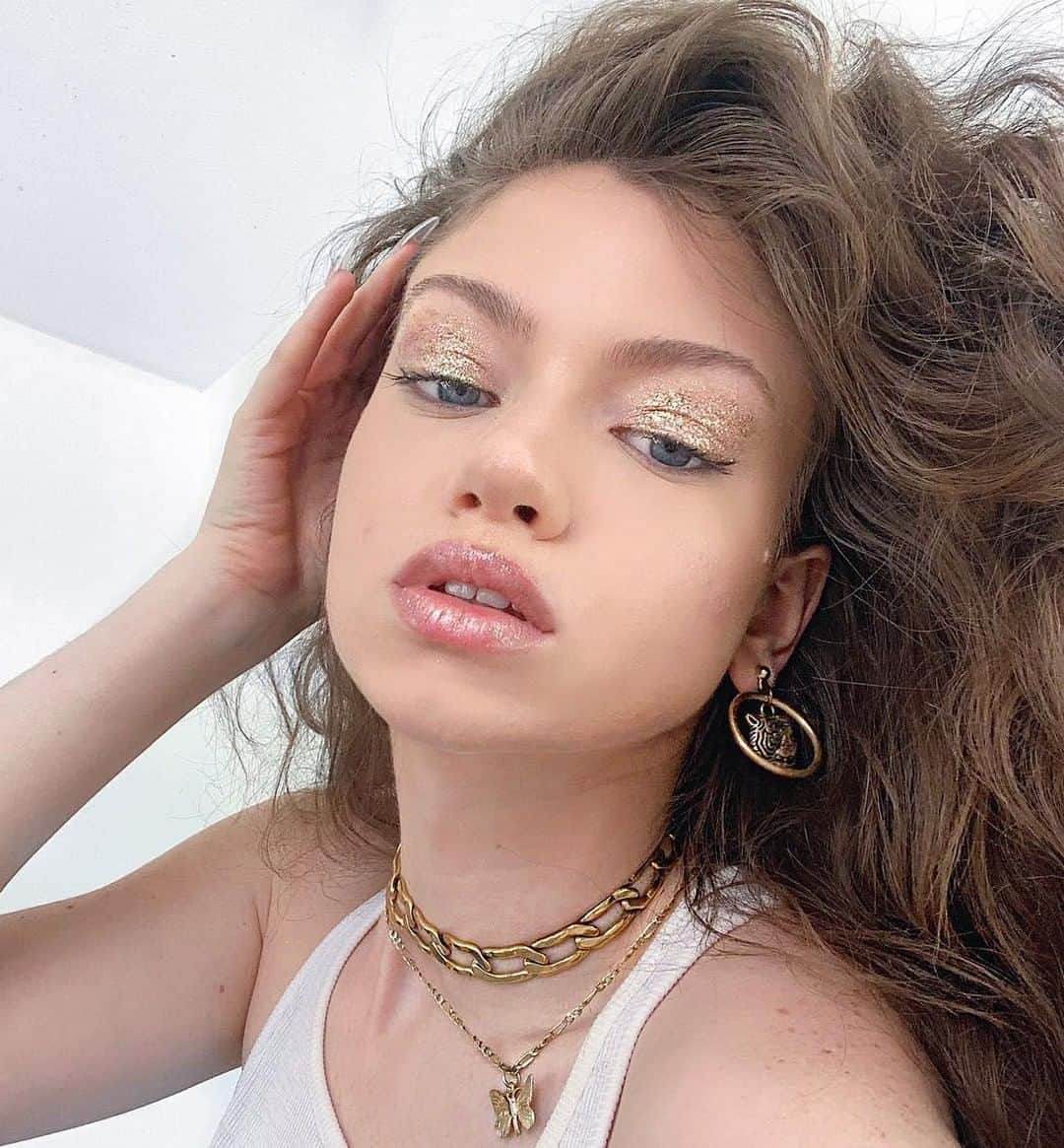 NYX Cosmeticsさんのインスタグラム写真 - (NYX CosmeticsInstagram)「@iam_dytto creates this golden glam using our new Glitter Goals Liquid Eyeshadow in 'Polished Pin Up' ✨ Shop the full collection online & at your nearest #NYXProfessionalMakeup store 🌟 || #nyxcosmetics #crueltyfreebeauty」4月4日 7時34分 - nyxcosmetics