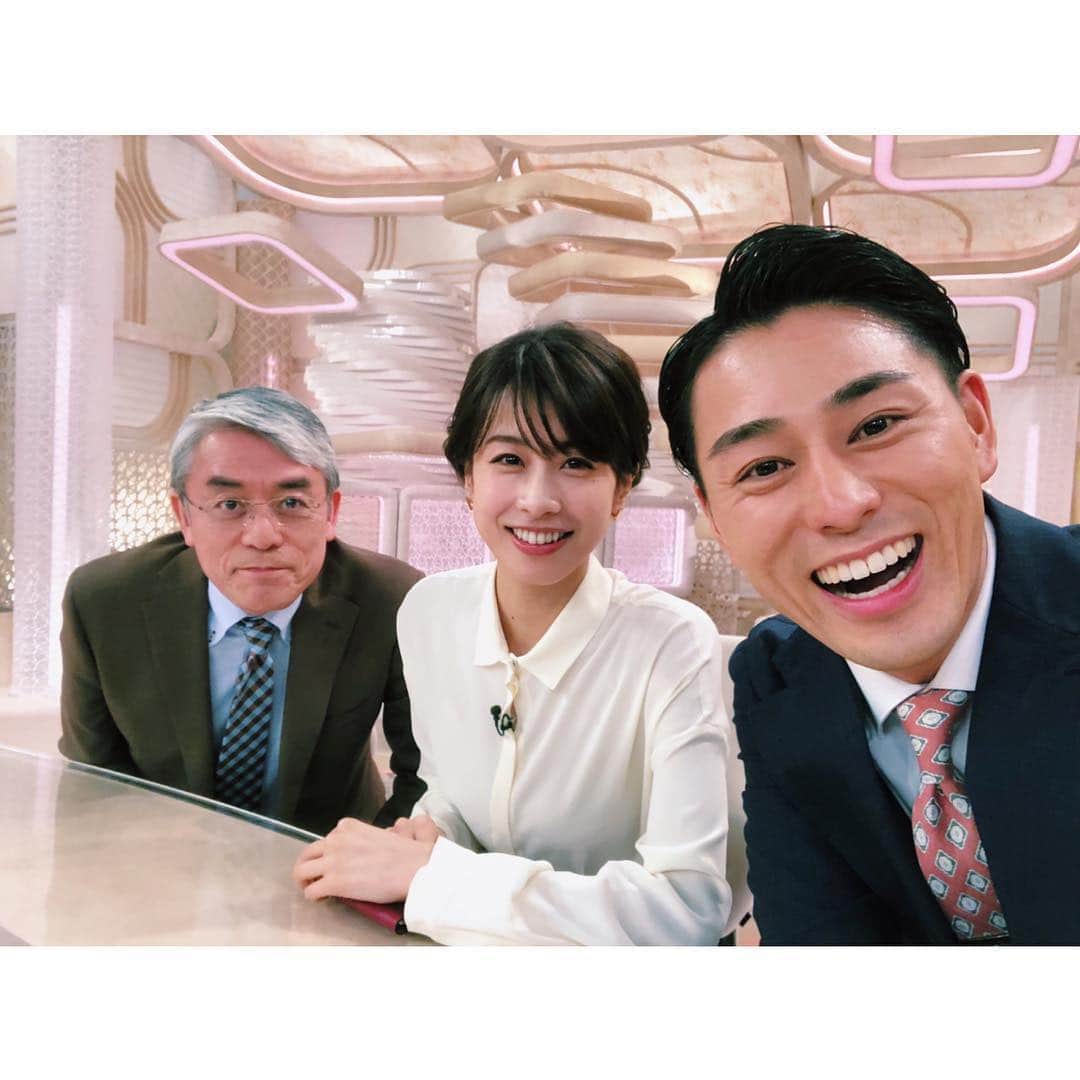 木村拓也さんのインスタグラム写真 - (木村拓也Instagram)「遅くなりましたが、4月1日から「Live News it!」始まりました！ #加藤綾子 キャスターと#風間晋 キャスターと共にお伝えしています！よろしくお願い致します！ #フジテレビ #livenewsit #加藤綾子 #風間晋 #木村拓也 #海老原優香 #安宅晃樹 #小澤陽子 #酒井千佳 #ファンスポ #アレコレト #はてな #天気 #まるっと」4月4日 7時47分 - takuya.kimura0801