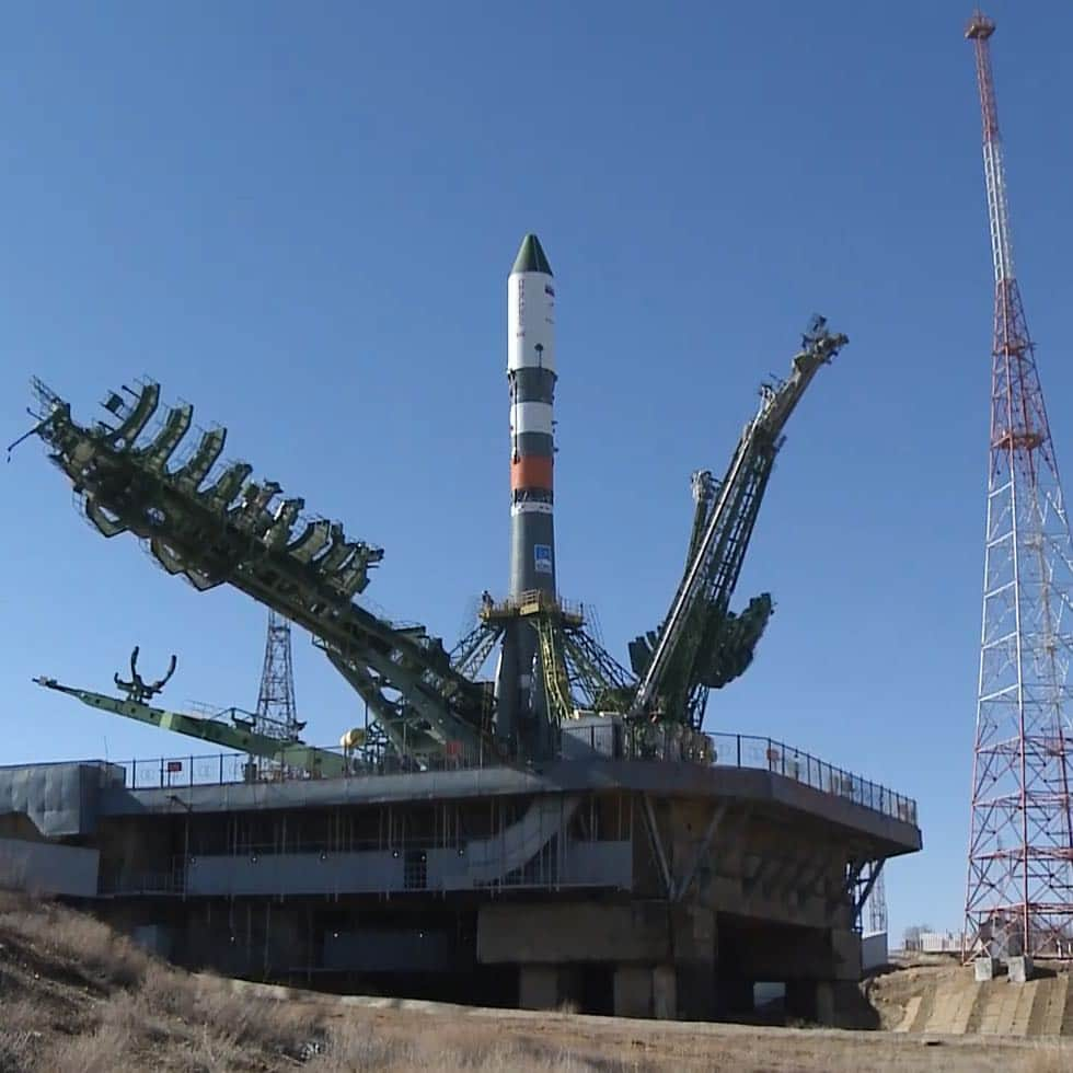 国際宇宙ステーションさんのインスタグラム写真 - (国際宇宙ステーションInstagram)「Russia's Progress 72 resupply ship blasts off Thursday at 7:01 a.m. EDT (4:01 p.m. Baikonur time) from the Baikonur Cosmodrome in Kazakhstan. It will dock to the station just two orbits later at 10:25 a.m. to deliver over 3.5 tons of supplies to the Expedition 59 crew. NASA TV (link in profile) begins its live coverage at 6:45 a.m. Credit: Roscosmos #progress #rocket #cargo #baikonur #cosmodrome #kazakhstan #international #space #station」4月4日 8時12分 - iss