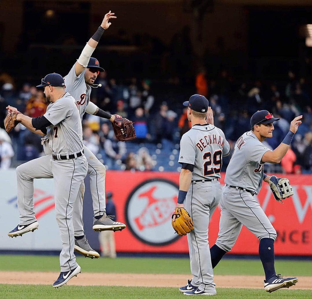 デトロイト・タイガースさんのインスタグラム写真 - (デトロイト・タイガースInstagram)「Heading home with a winning record. #TigersWIN」4月4日 8時27分 - tigers