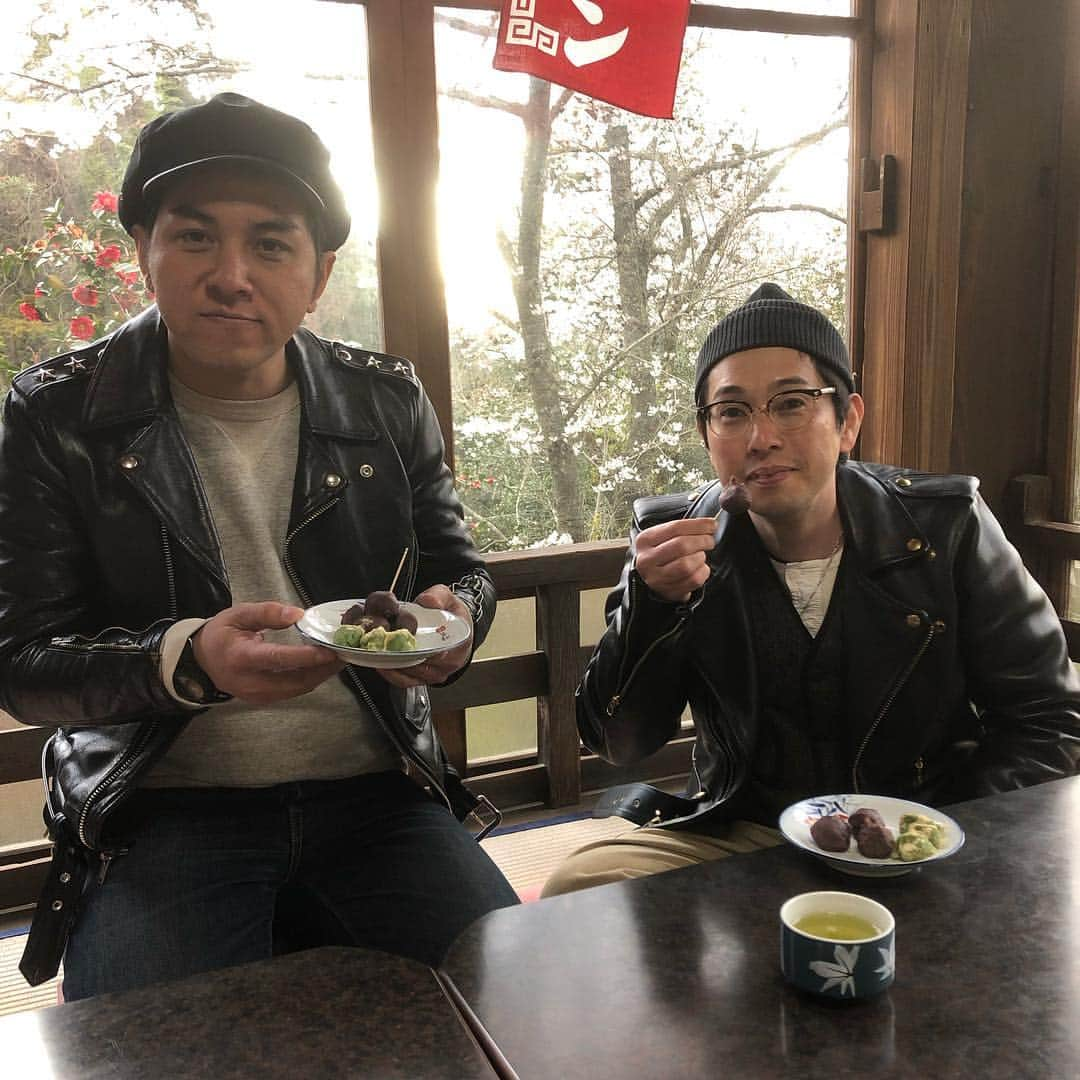 亘健太郎さんのインスタグラム写真 - (亘健太郎Instagram)「ハーレー旅‼︎﻿ ﻿ #アメカジボーイズ ﻿ #amecajiboys ﻿ #アメカジボーイズTV ﻿ #千葉テレビ ﻿ #チバテレ ﻿ #アメカジ ﻿ #アメカジ散策 ﻿ #俺だってハーレー乗り ﻿ #harleydavidson ﻿ #flstn ﻿ #ソフテイルデラックス ﻿」4月3日 23時39分 - watarikentaro