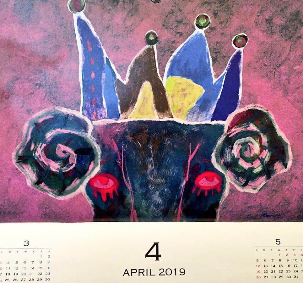 たむらぱんさんのインスタグラム写真 - (たむらぱんInstagram)「‪意気揚々と新元号を書き込みそうになり心のへいせいを保ったの。‬ ‪たむらぱんカレンダーも４月だよ。 #2019calendar #たむらぱん #tamurapan #artwork #procreate」4月3日 23時54分 - _tamurapan_