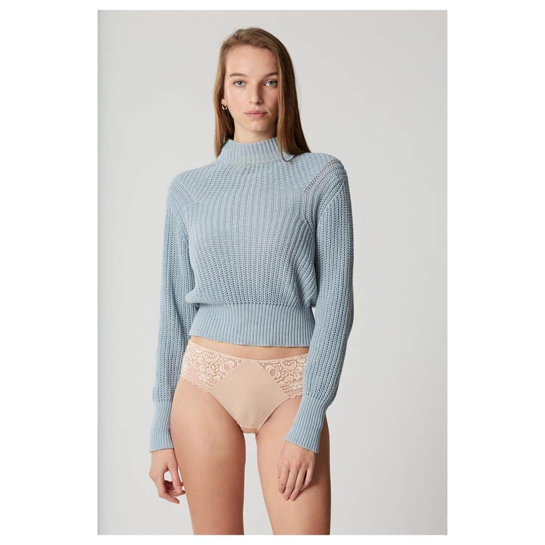 レジャビーのインスタグラム：「True refinement for the fuller figure through LEJABY+ universe —— Véritable raffinement pour les grandes tailles à travers l'univers LEJABY+ #maisonlejaby #lingerie #lingeriefrancaise #savoirfaire #dentelle #hanae #grandetaille」