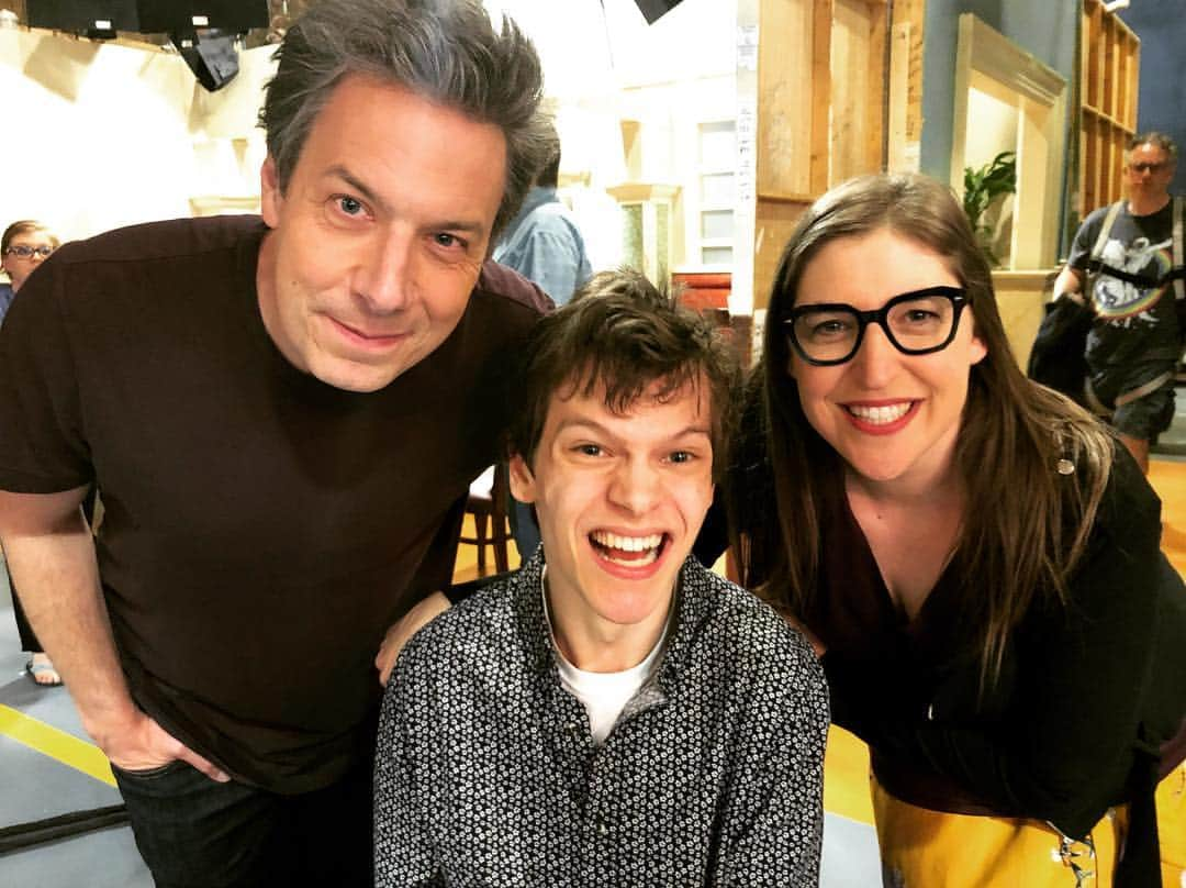 ジョン・ロス・ボウイさんのインスタグラム写真 - (ジョン・ロス・ボウイInstagram)「Took the boy on a field trip. #speechless #thebigbangtheory  #blueberry」4月4日 0時58分 - johnrossbowie