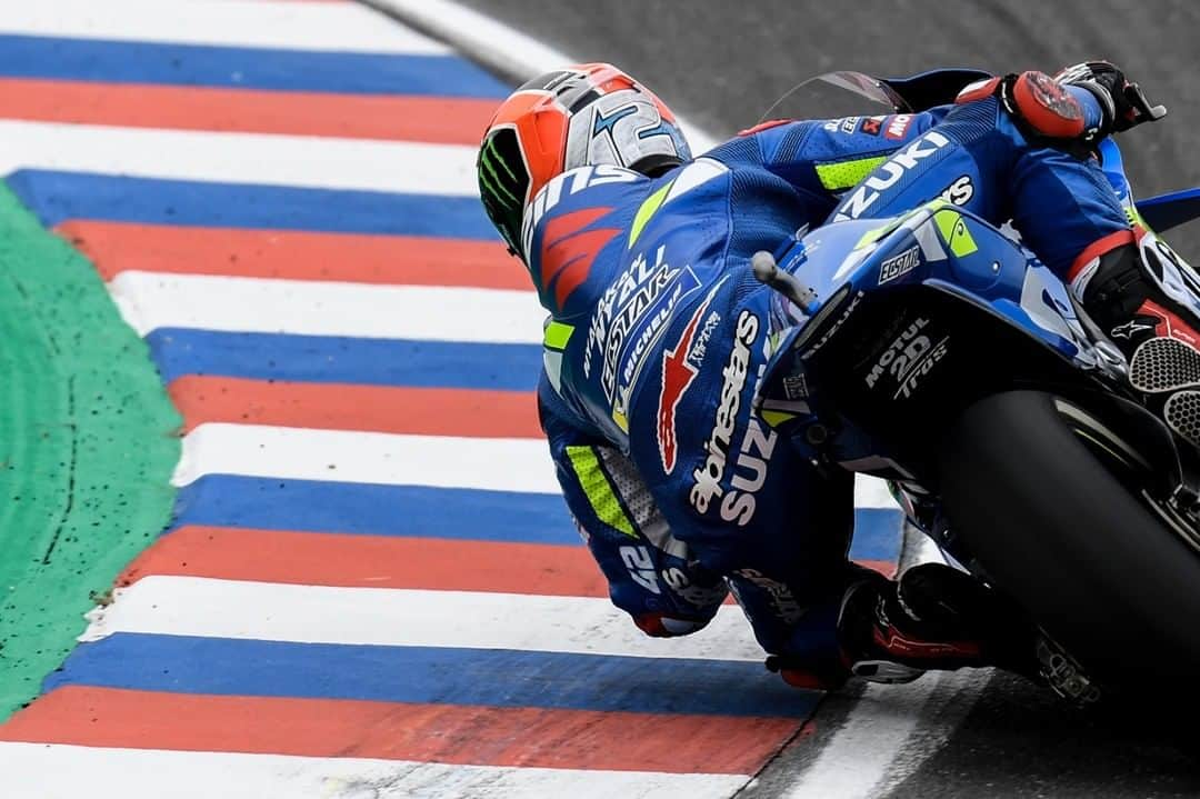 MotoGPさんのインスタグラム写真 - (MotoGPInstagram)「From 16th to 5th 🚀 // What a comeback from @alexrins at the #ArgentinaGP after starting from the fifth row on the grid 💪 How far can the @suzukimotogp rider go this season? 🔥 #AR42 #MotoGP #Motorcycle #Racing #Motorsport」4月4日 1時01分 - motogp