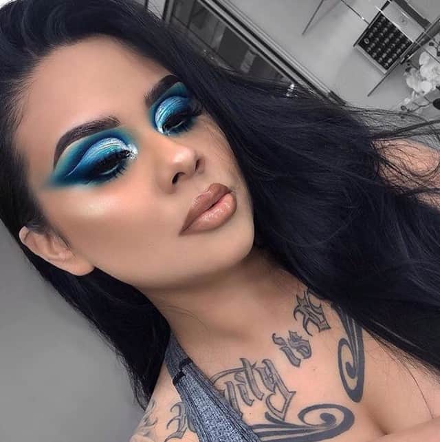 Makeup Addiction Cosmeticsさんのインスタグラム写真 - (Makeup Addiction CosmeticsInstagram)「Dreaming Blue look @_makeupbygiselle⁣ @makeupaddictioncosmetics pigment “Cinderella”⁣ #makeupaddictioncosmetics #makeupaddiction #makeupforbarbies #makijaż #maquiagem  #makegirlz ⁣ #dressyourface #universalhairandmakeup ⁣ ⁣ ⁣」4月4日 1時30分 - makeupaddictioncosmetics