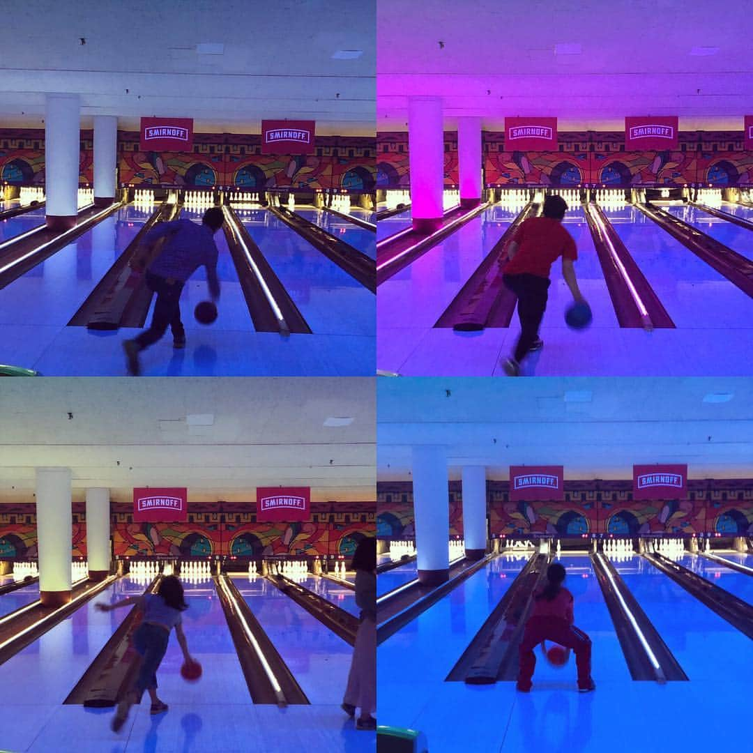 エリック・ラドフォードさんのインスタグラム写真 - (エリック・ラドフォードInstagram)「One of these things is not like the others. Lets call it the “med-ved” technique. 😁😁😁 #bowling #bowlingtechnique #whyuseonehand #whenyoucanusetwo  #medvedeva #shibutani #fernandez #starsonice #figureskater #champions #goodtimes #superfun」4月4日 1時32分 - ericradford85