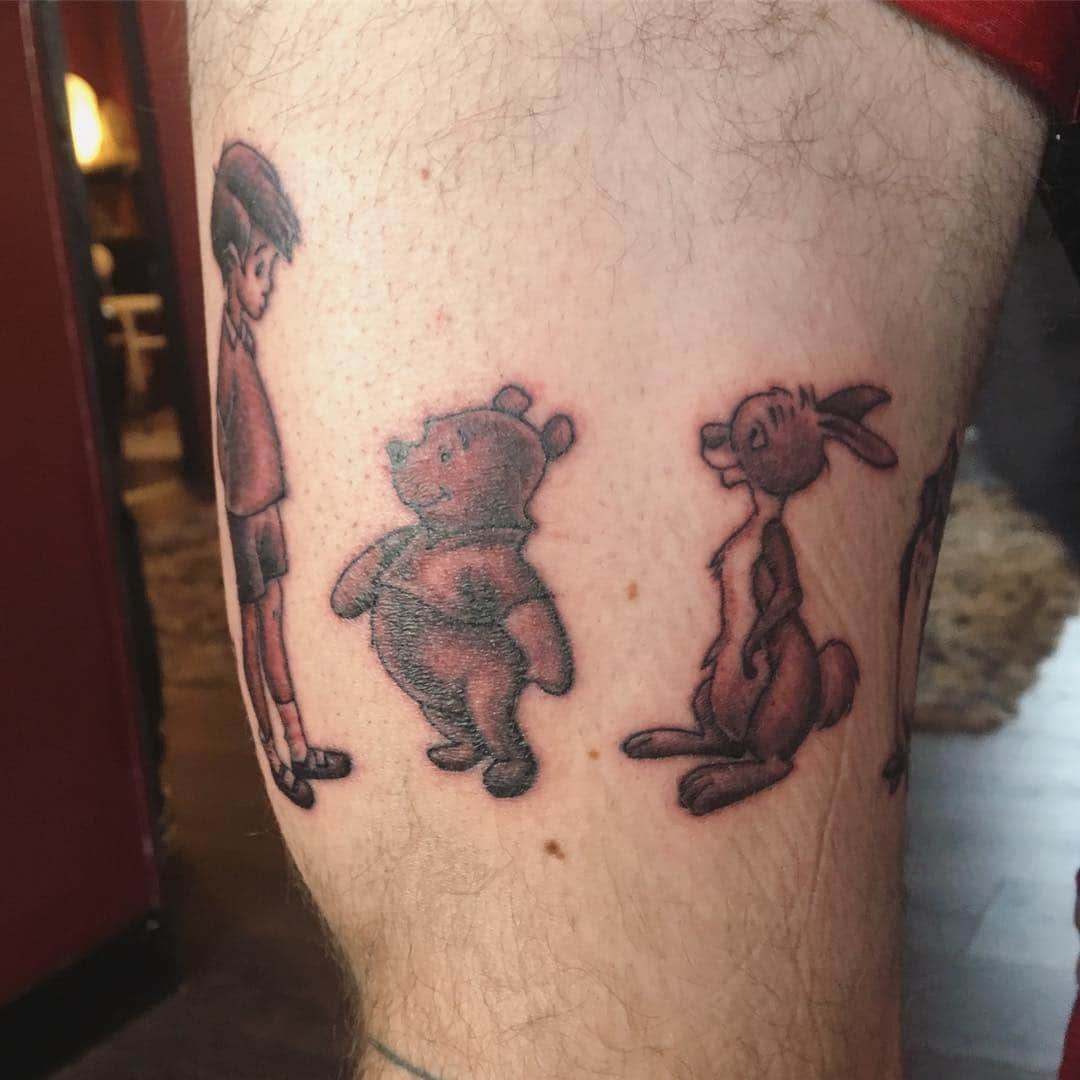 クリス・ウェビーさんのインスタグラム写真 - (クリス・ウェビーInstagram)「Shout to my dude @joshinksideout at @inksideouttattoo killing this new piece. Pooh is that dude 🙏🕸」4月4日 1時46分 - chriswebby