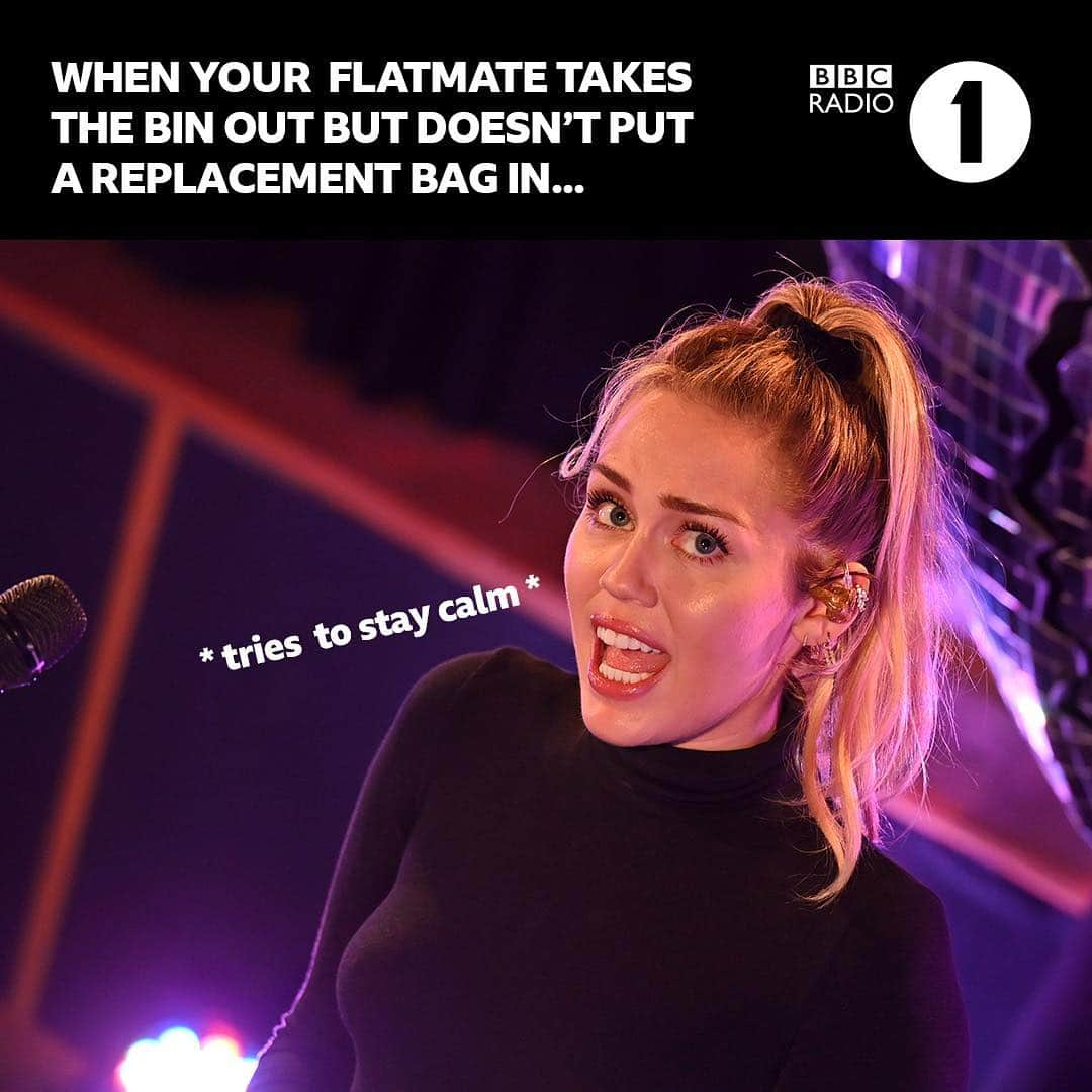 BBC Radioさんのインスタグラム写真 - (BBC RadioInstagram)「You had one job, Karen.」4月4日 1時58分 - bbcradio1