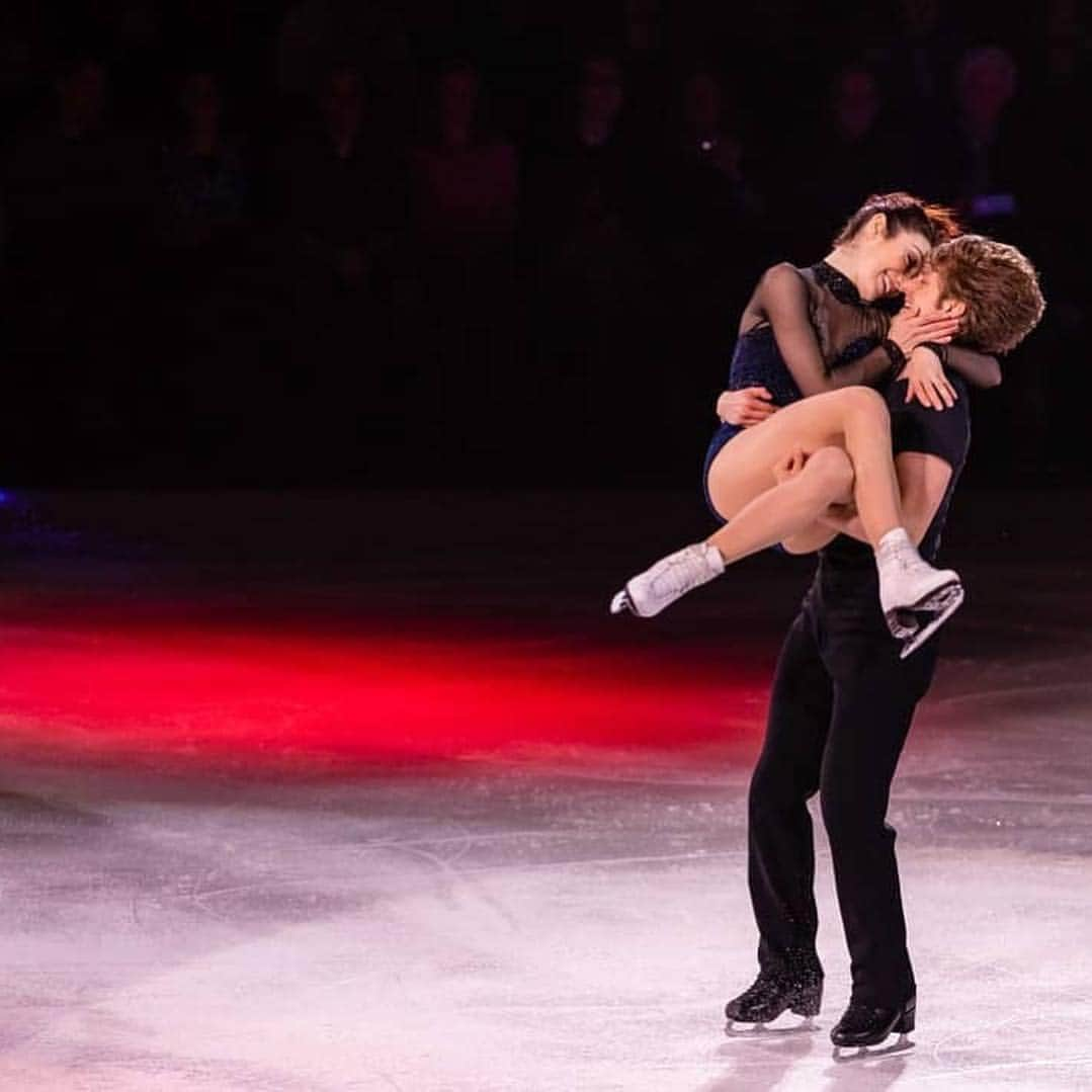 メリル・デイヴィスさんのインスタグラム写真 - (メリル・デイヴィスInstagram)「Stars on Ice is just a couple of weeks away 🙆🏻‍♀️ So excited to get back on the road with my #SOIFamily ⛸ Visit: www.StarsonIce.com for 🎫」4月4日 2時29分 - meryledavis