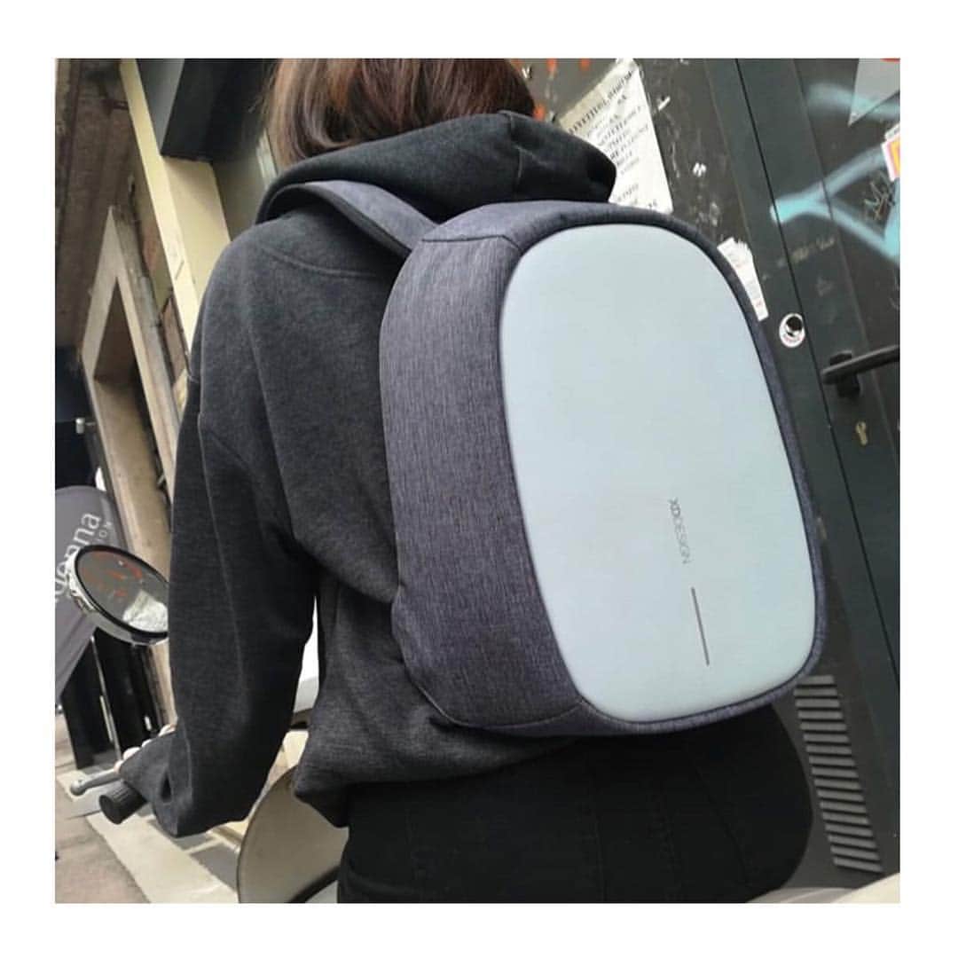 XD Designさんのインスタグラム写真 - (XD DesignInstagram)「Here comes #Cathy ! 🎒💨 @kotirevolutiondesign • • • ℹ️  at www.xd-design.com/cathy #xddesign #brighterdays #cathybackpack #xddesignbobby #protection #travelbag #igers #ig_daily #instatravel #travelers #travellifestyle #adventure #globelletravels #photooftheday #passportlife #commute #commuters #wanderout #gotyourback #travelmore #digitalnomad #newrelease #newcollection #safety #keepexploring #journey #doyoutravel  #travelbackpack #thetraveltag」4月4日 3時01分 - xddesign