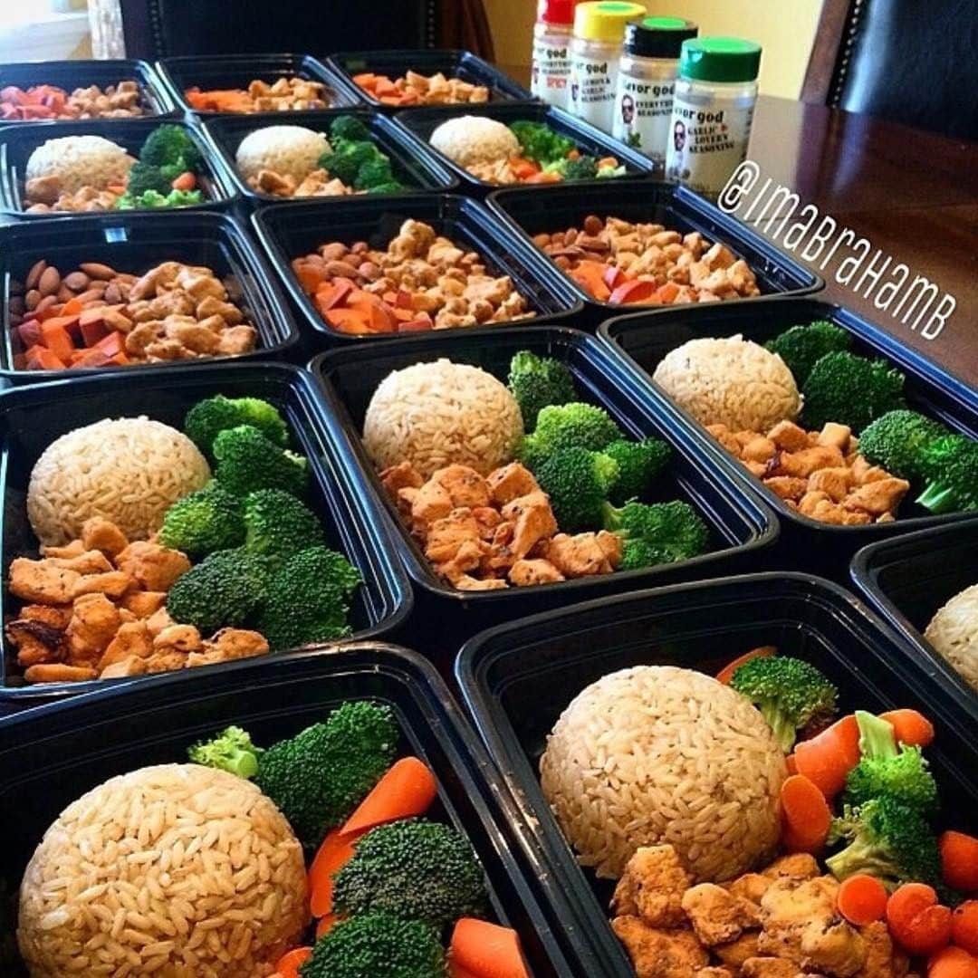 Flavorgod Seasoningsさんのインスタグラム写真 - (Flavorgod SeasoningsInstagram)「MEAL PREPPING - Add flavor to your meals!⁣ -⁣ Build Your Own Bundle Now!!⁣ Click the link in my bio @flavorgod ✅www.flavorgod.com⁣ -⁣ Photo by: @imabrahamb⁣ -⁣ FlavorGod Seasonings:⁣ 🌿Made Fresh⁣ ☀️Gluten free⁣ 🥑Paleo⁣ ☀️KOSHER⁣ 🌊Low salt⁣ ⚡️NO MSG⁣ 🚫NO SOY⁣ ⏰Shelf life is 24 months⁣ -⁣ 🌏 I Ship World Wide🌍⁣ -⁣ Order Here:⁣ FlavorGod.com」4月4日 2時55分 - flavorgod