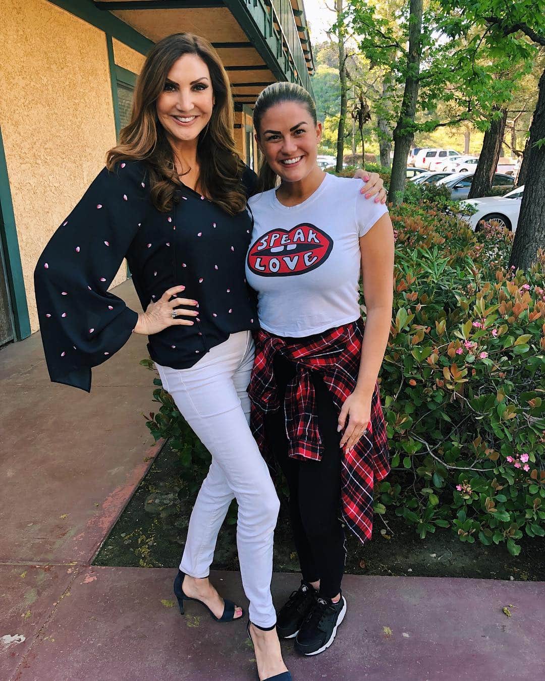 ヘザー・マクドナルドのインスタグラム：「I’m so excited for my podcast tomorrow with @brittany 🌟 I give her my wedding predictions and she opens up about all of the Vanderpump Rules castmates, her future plans with Jax, and where she sees the show in 5 years.」