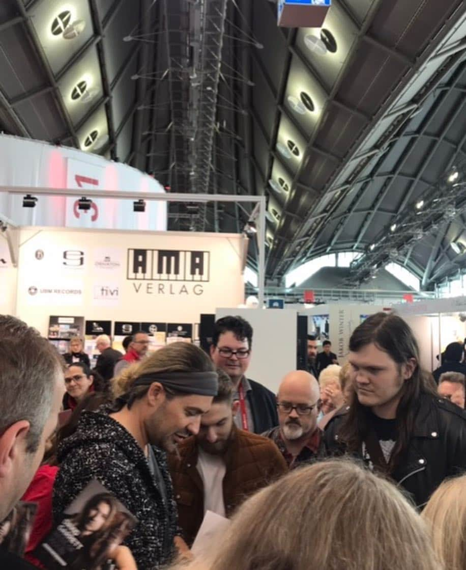 デイヴィッド・ギャレットさんのインスタグラム写真 - (デイヴィッド・ギャレットInstagram)「Some impressions from yesterday introducing my sheet music at @musikmesse #schottmusic #frankfurt #davidgarrett」4月4日 3時40分 - davidgarrettinsta