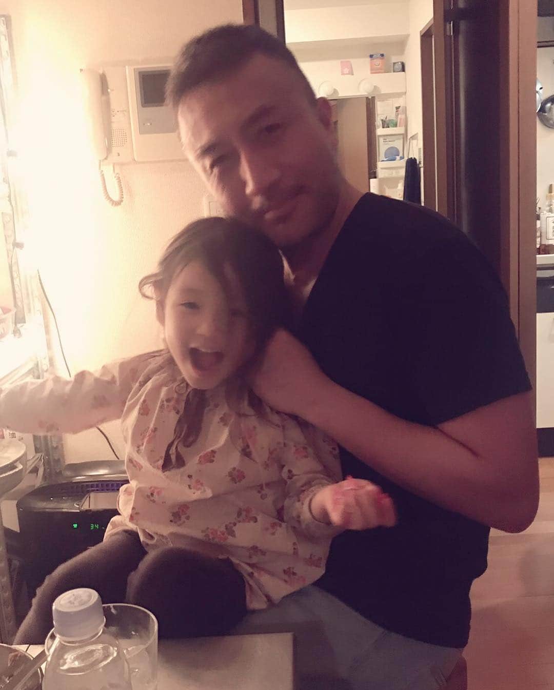 高橋ミカさんのインスタグラム写真 - (高橋ミカInstagram)「かおりん&ミクのお誕生日をお祝い🥂🥂🥂おめでとう㊗️㊗️㊗️ ごーみさんに、お料理全部してもらって、美味しくて食べすぎーー❤️ @spadic0404 で、今度、ミッシィボーテも、エステルームを使わさせてもらうんだけど、かおりんの、お店なの❤️友達と、楽しい企画するのは、本当に楽しみ❤️❤️❤️」4月4日 3時40分 - mikatakahashi1971